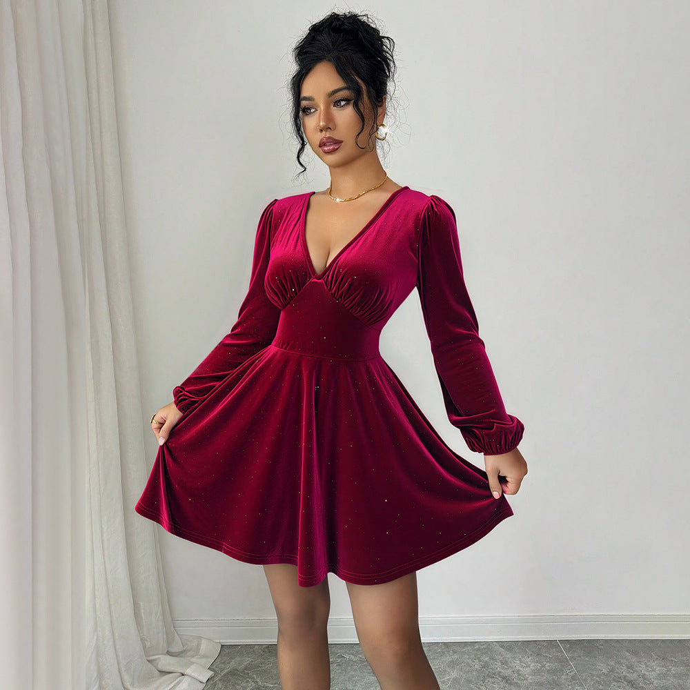 Robe à manches courtes pour femme avec des manches bouffantes élégantes et un décolleté en V Levoire