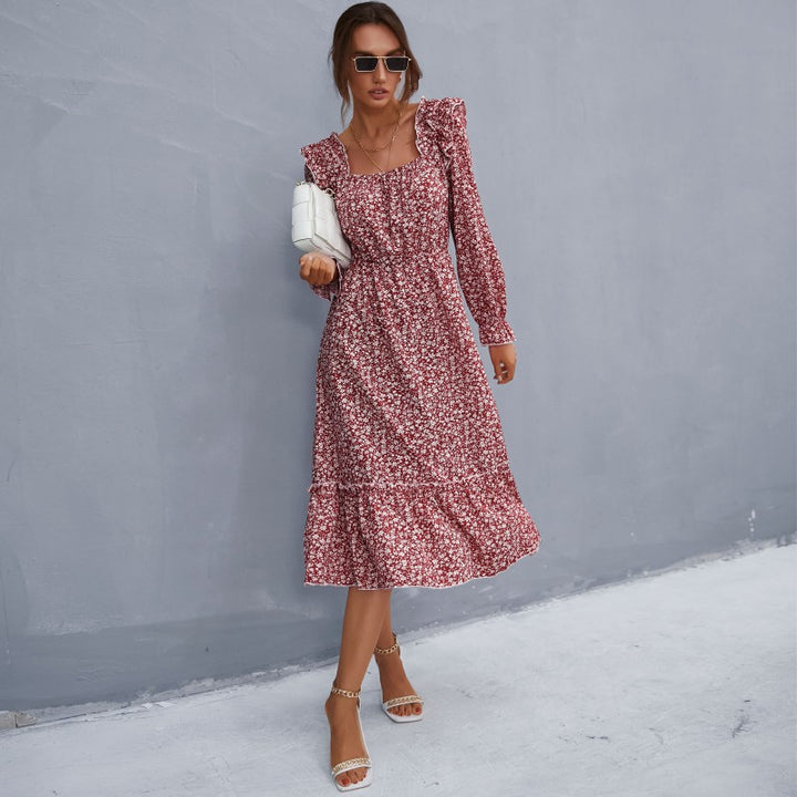 Robe maxi romptique pour femme avec des détails en volants et des motifs floraux Levoire