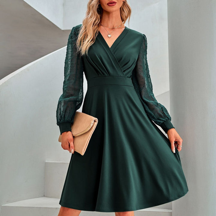 Robe portefeuille femme avec des manches bouffantes transparentes et un ourlet fluide Levoire