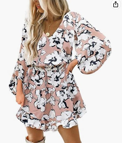 Robe à manches courtes pour femmes avec des manches bouffantes volumineuses Levoire
