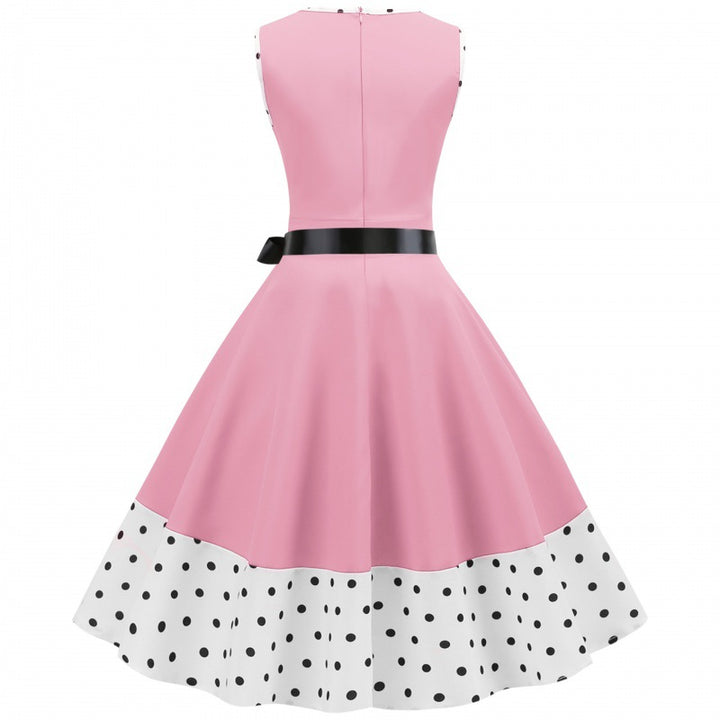 Robe évasée pour femme au style vintage avec un décolleté en V profond et une élégante ceinture à la taille Levoire