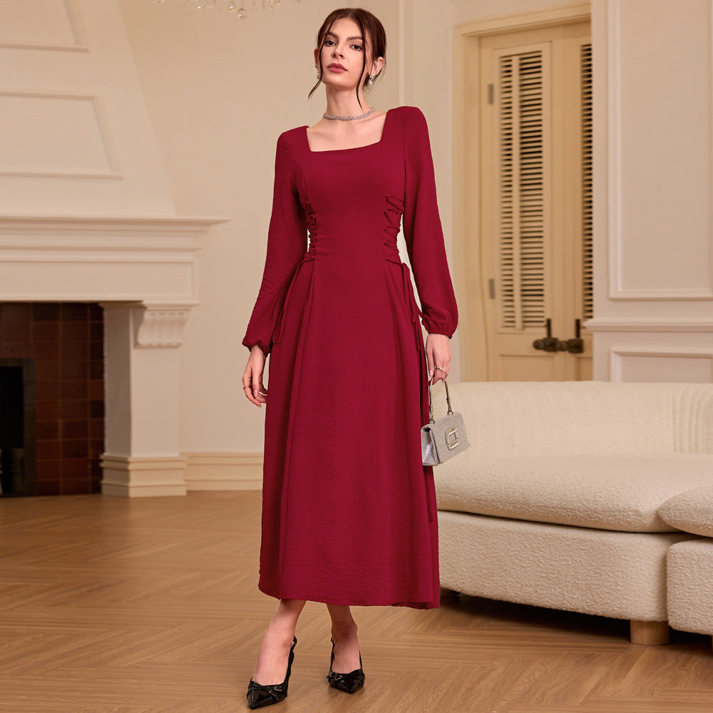 Robe maxi femme avec décolleté carré et volants raffinés Levoire
