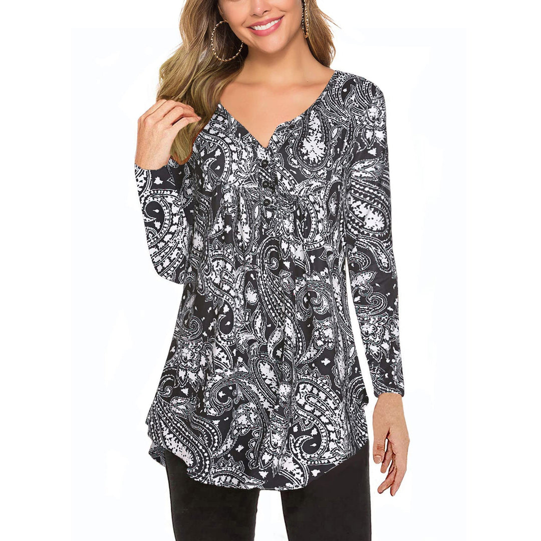 Levoire | T-shirt de sport en soie de lait imprimé asymétrique noir et blanc paisley