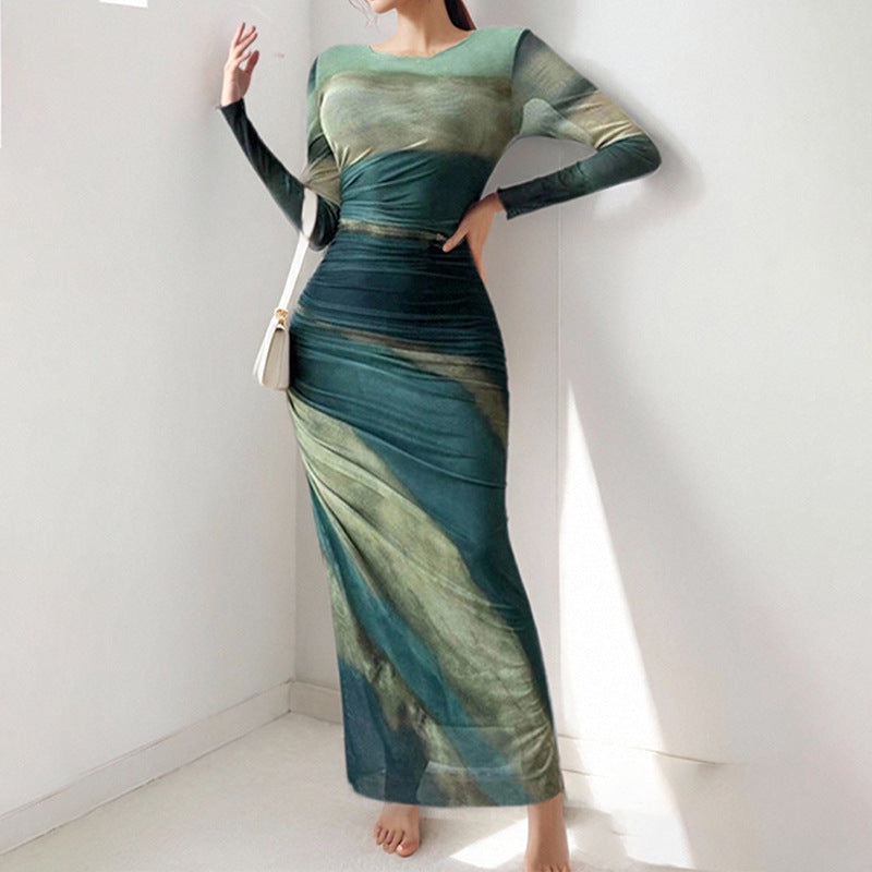 Robe maxi élégante pour femmes avec effet drapé raffiné et manches longues Levoire
