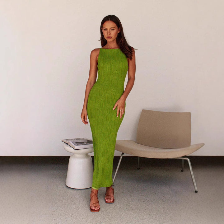 Robe maxi femme avec un design côtelé élégant et une silhouette ajustée Levoire