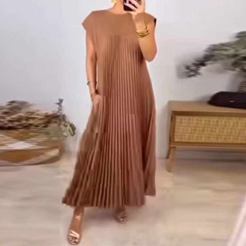 Robe maxi plissée élégante pour dames avec poches pratiques Levoire