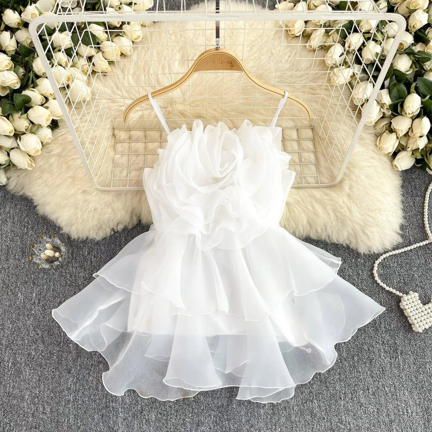 Levoire | Hauts élégants pour femmes Blanc Taille libre