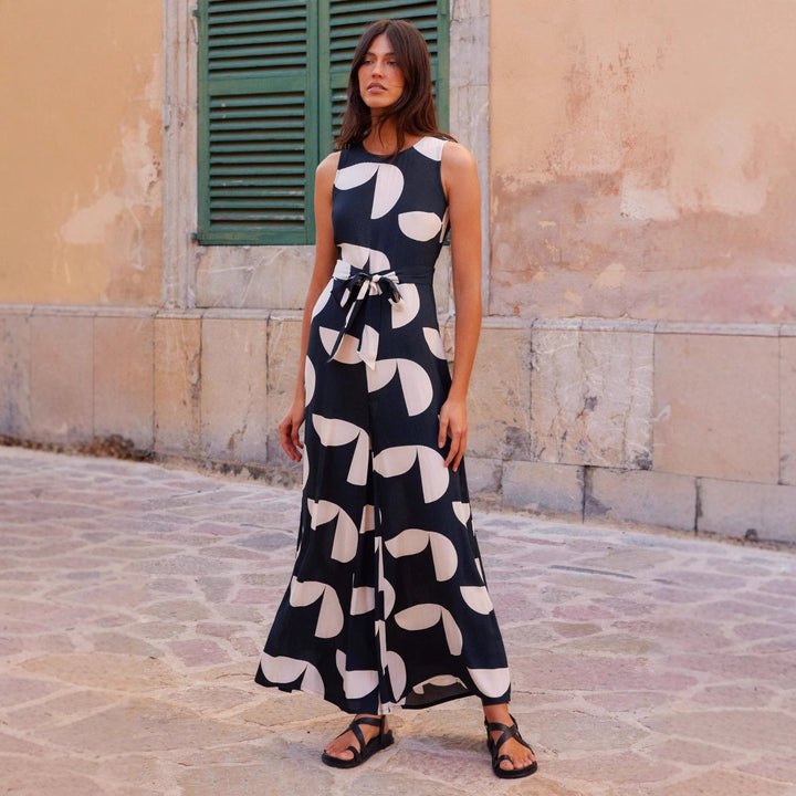 Robe maxi florale pour femmes avec ceinture à nouer et coupe élégante Levoire
