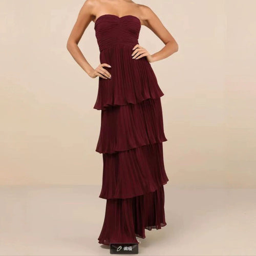Robe maxi formelle pour femme avec jupe plissée en couches et décolleté en forme de cœur Levoire