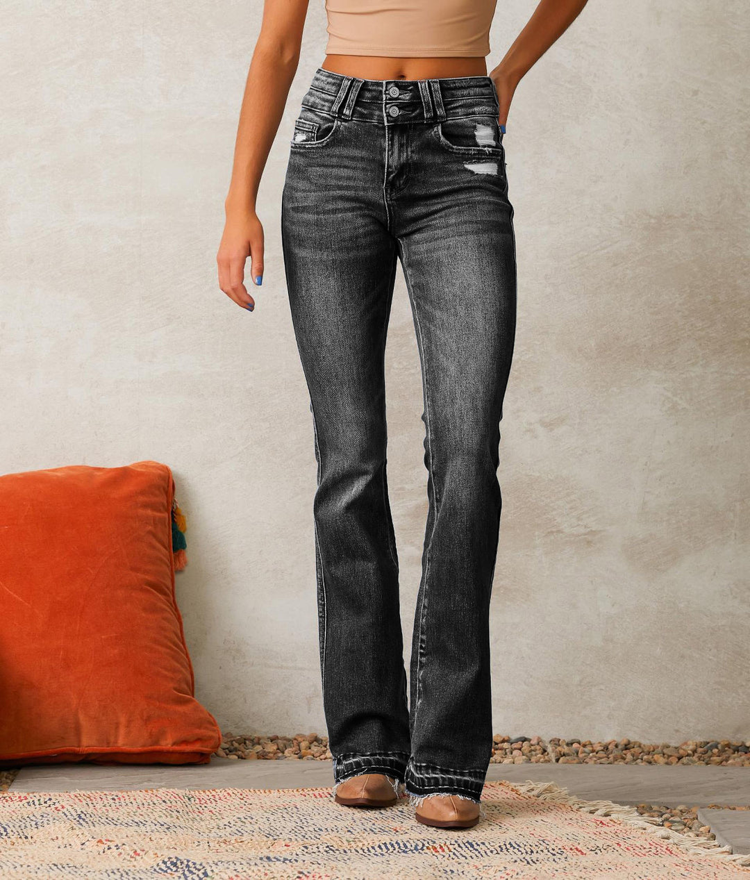 Jeans évasés taille haute pour femmes avec détails déchirés à la mode Levoire