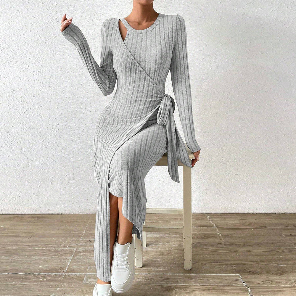 Robe portefeuille pour femmes avec de fines structures en côte et une coupe élégante Levoire