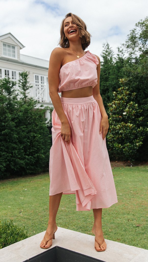 Ensemble femme deux pièces avec haut asymétrique et jupe fluide Levoire