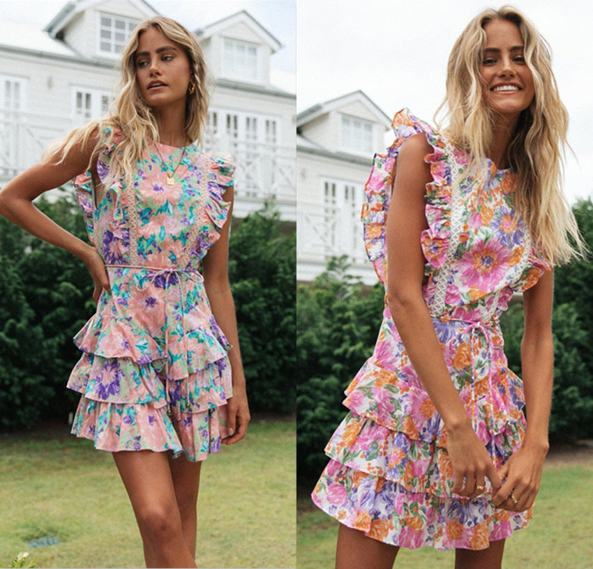 Robe d'été à volants pour femmes avec des motifs floraux et une ceinture chic Levoire