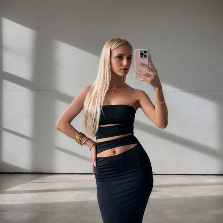 Robe ajustée pour femmes avec encolure bandeau et détails découpés pratiques Levoire