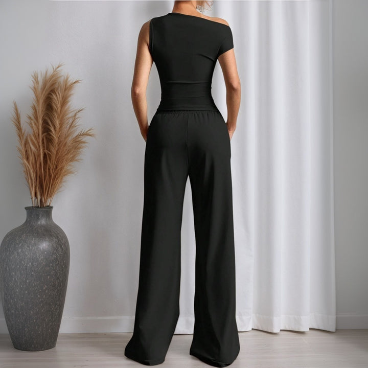Combinaison tendance pour femme avec design asymétrique et poches Levoire