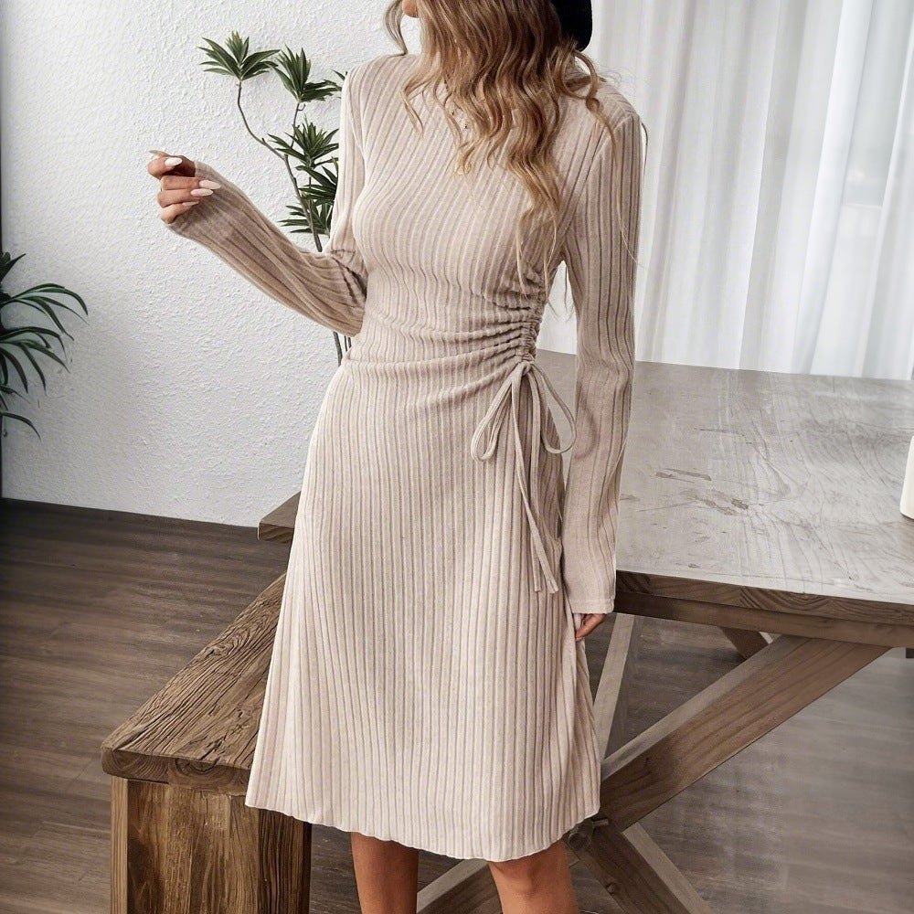 Robe midi pour femmes avec effet de drapé sophistiqué et ceinture à nouer sur le côté Levoire