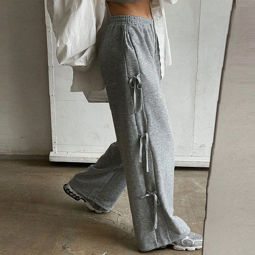 Pantalon de loisirs pour femmes avec des détails volant sur les côtés et une taille élastique Levoire