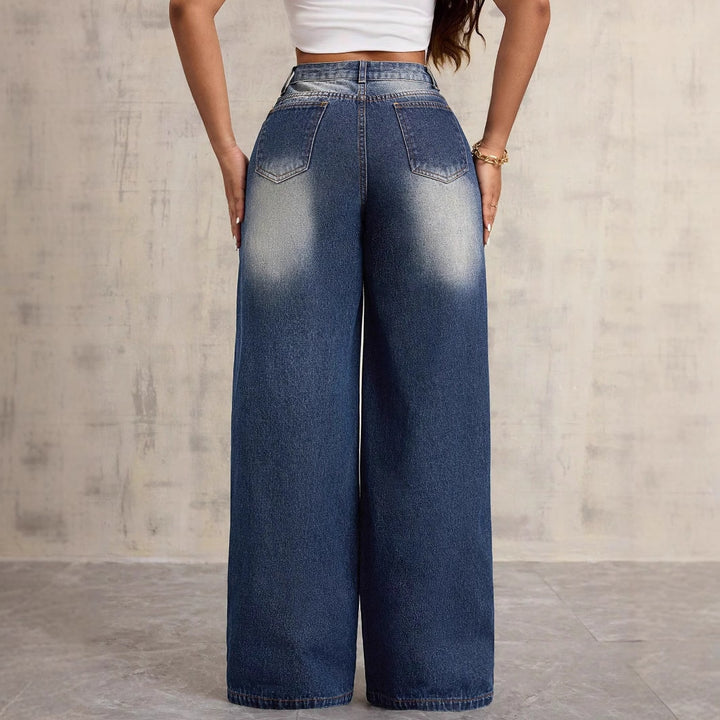 Jeans en denim larges pour femmes avec broderie florale Levoire
