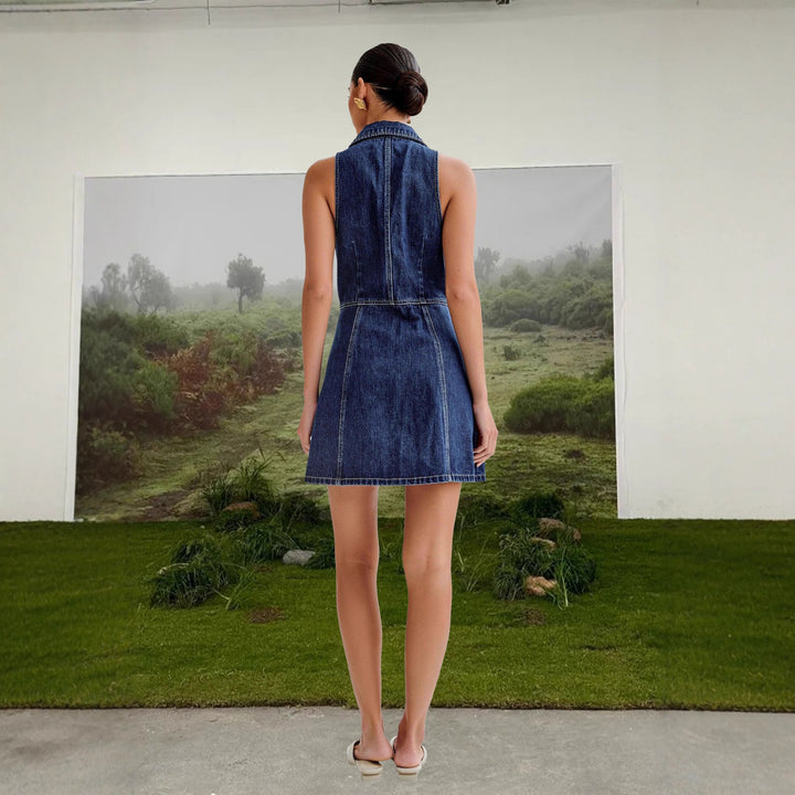 Robe en denim pour femme avec col stylé et détails de boutons Levoire