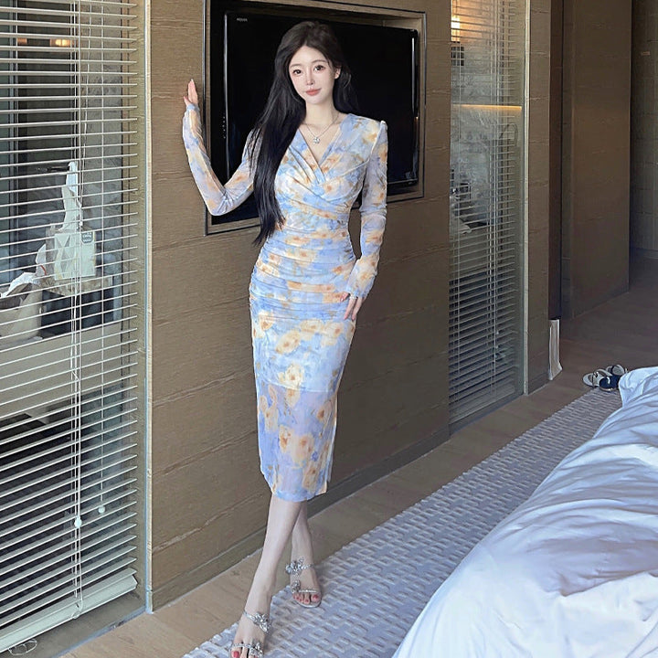Levoire | Robe à nœud à décolleté en V séduisante