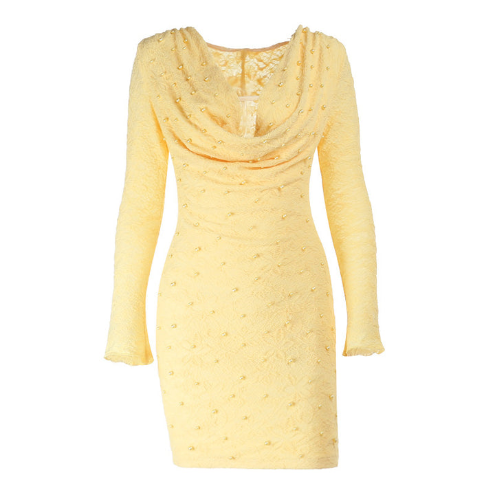 Robe Mini Élégante pour Femmes avec Décolleté en V Profond et Découpe Raffinée Levoire