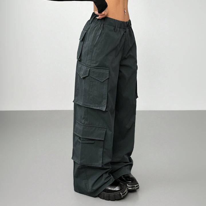 Pantalons larges cargo pour femmes avec taille élastique et poches pratiques Levoire