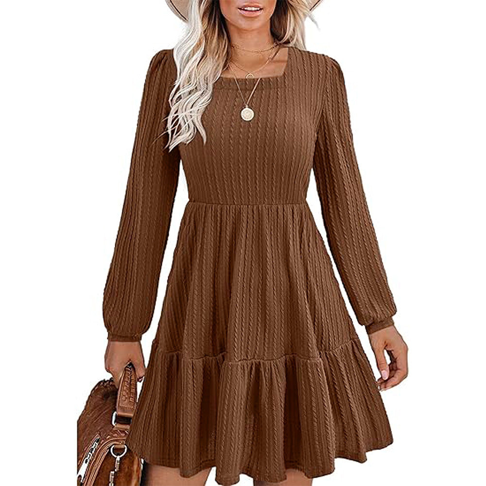 Robe mi-longue décontractée pour femmes avec un chic décolleté carré et des manches froncées Levoire