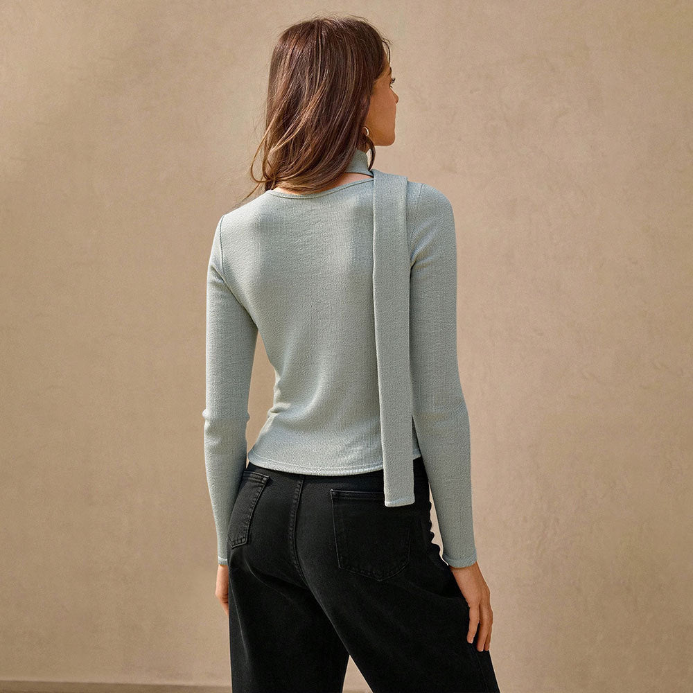 Chemise à manches longues pour femmes avec décolleté en V à boutons et détail de boucle à la mode Levoire