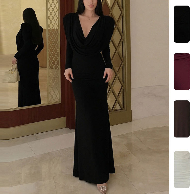 Robe Maxi Élégante pour Femmes avec Encolure Wrap Sophistiquée et Détails Drapés Levoire