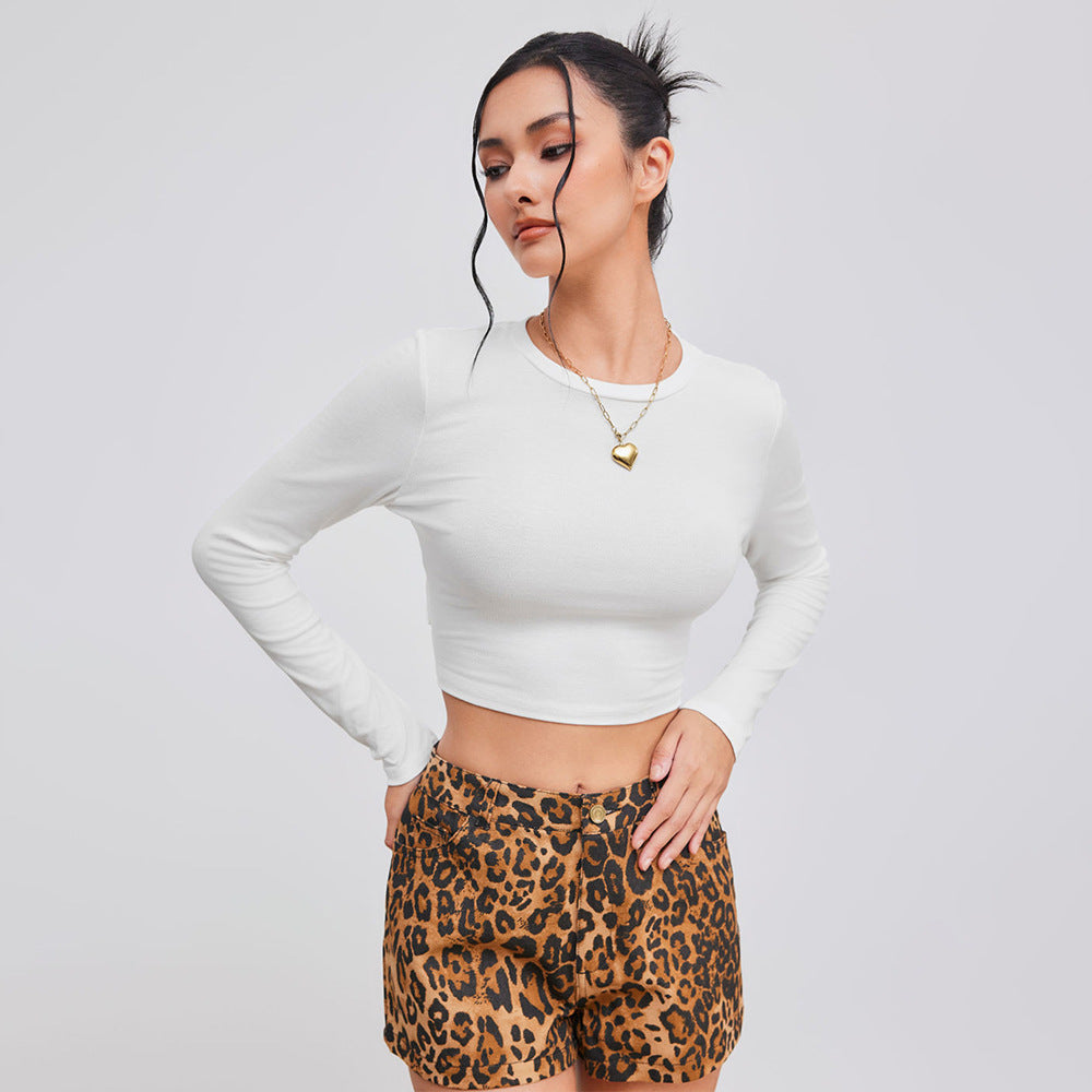 Chemise à manches longues cropped pour femme avec un col rond élégant et une silhouette ajustée Levoire