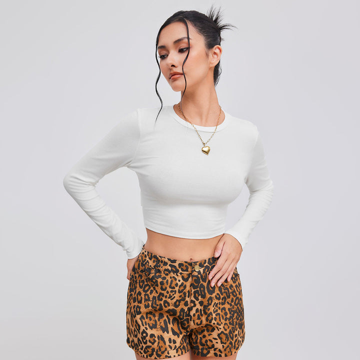 Chemise à manches longues cropped pour femme avec un col rond élégant et une silhouette ajustée Levoire