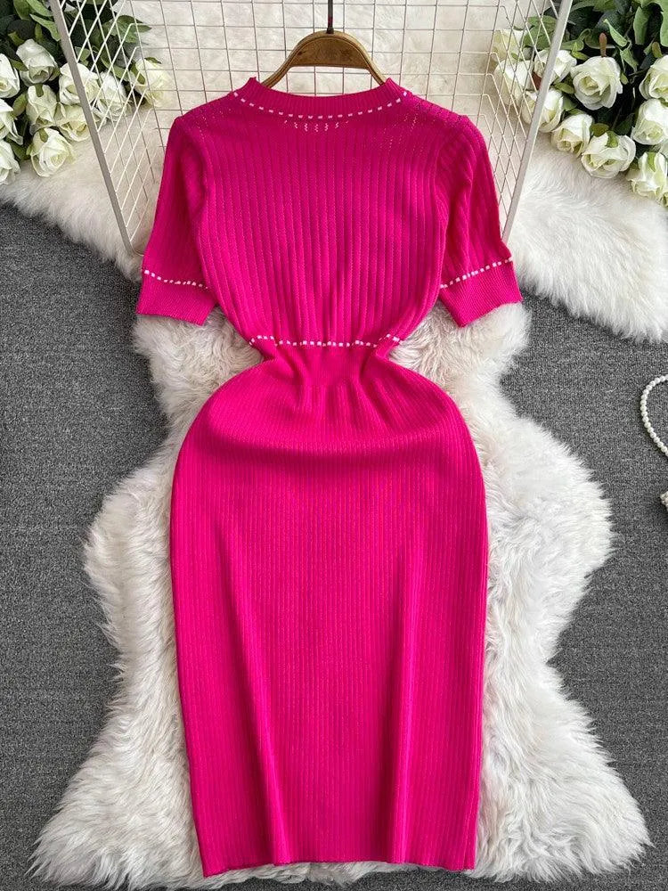 Levoire | Robe à longueur genou ajustée à la taille haute