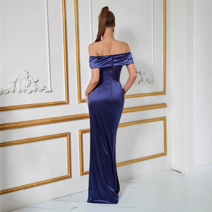 Robe de soirée sexy pour femmes avec design off-shoulder et fente élégante Levoire