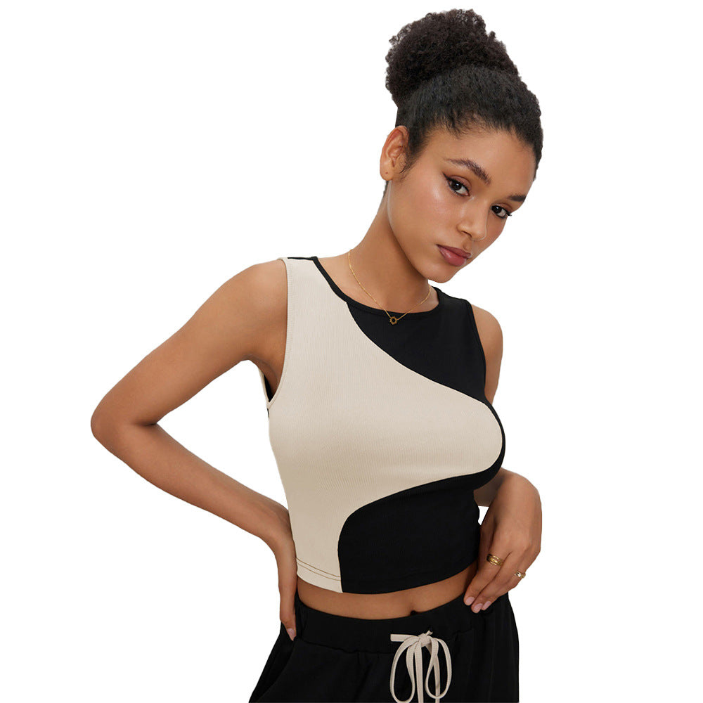 Top court pour femmes avec un design asymétrique et des contrastes à la mode Levoire