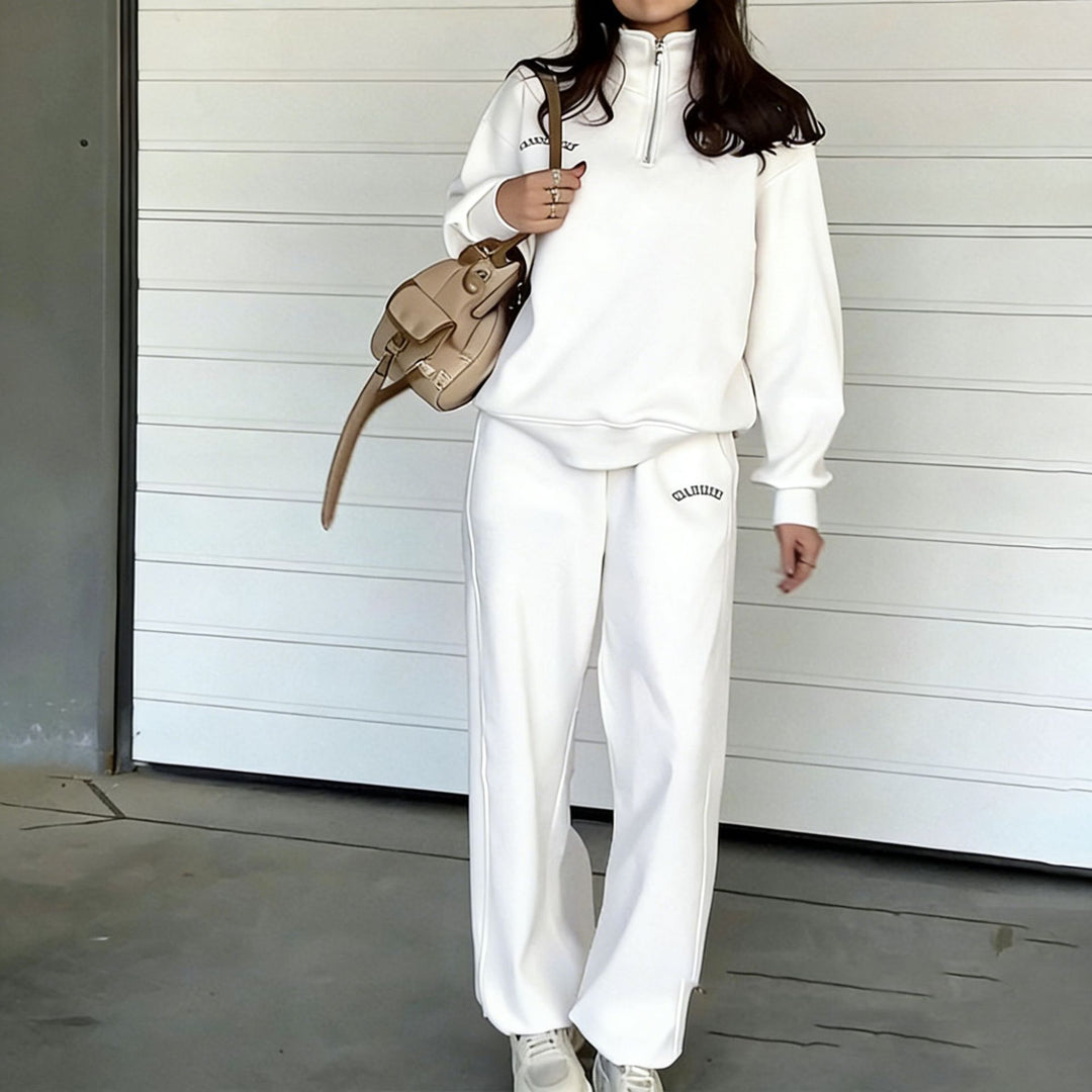 Ensemble de détente sportif pour femmes avec col haut et coupe ample Levoire