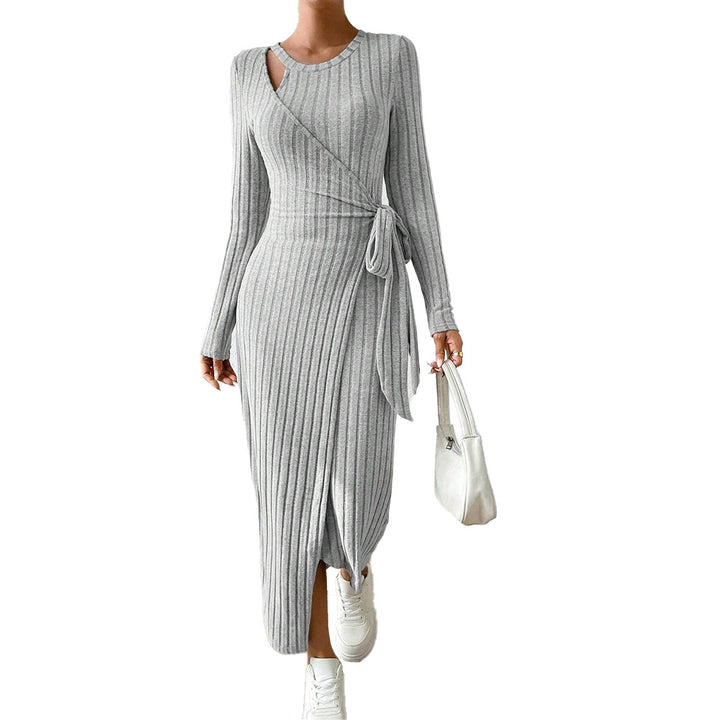 Robe portefeuille pour femmes avec de fines structures en côte et une coupe élégante Levoire