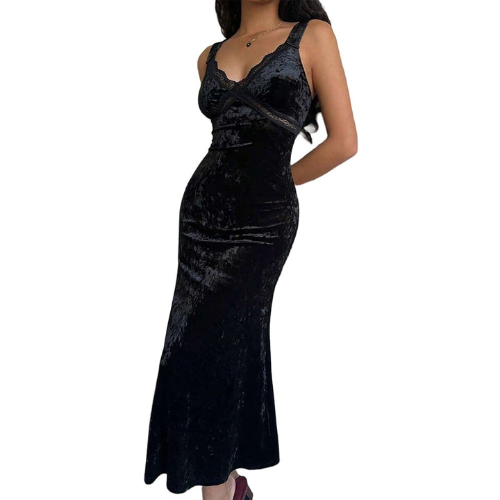 Robe maxi en velours pour femmes avec décolleté en V profond et élégantes bretelles spaghetti Levoire