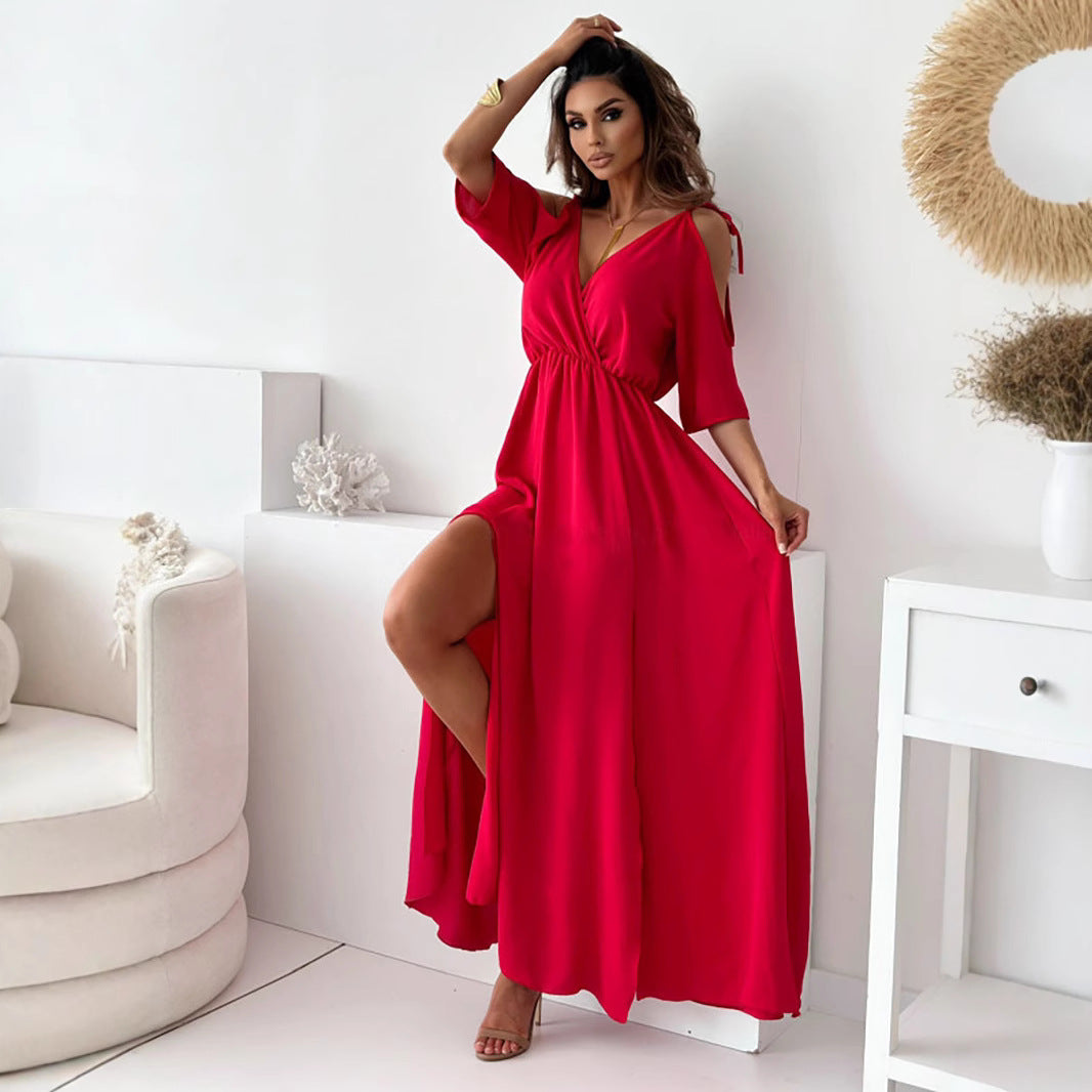 Levoire | Robe à bretelles, jupe sans bretelles, décolleté en V