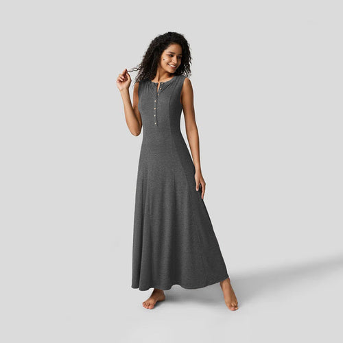 Robe maxi femme avec patte de boutonnage et coupe flatteuse pour la silhouette Levoire
