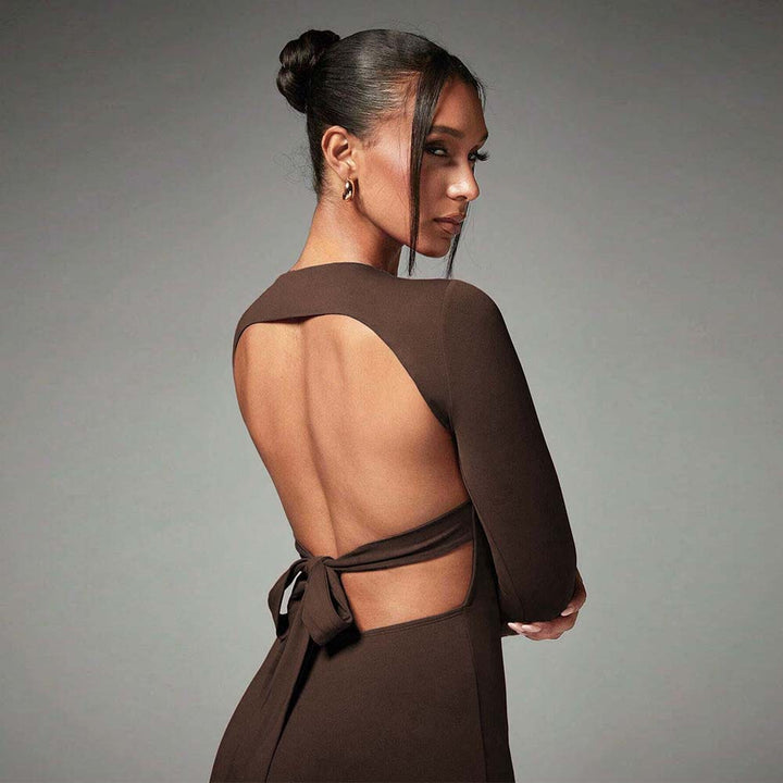 Robe maxi élégante pour femmes avec manches longues et fente sur le côté Levoire