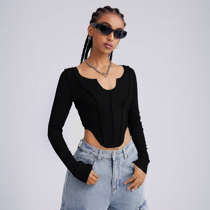 Body à manches longues pour femmes avec décolleté en V plongeant et détails découpés sophistiqués Levoire