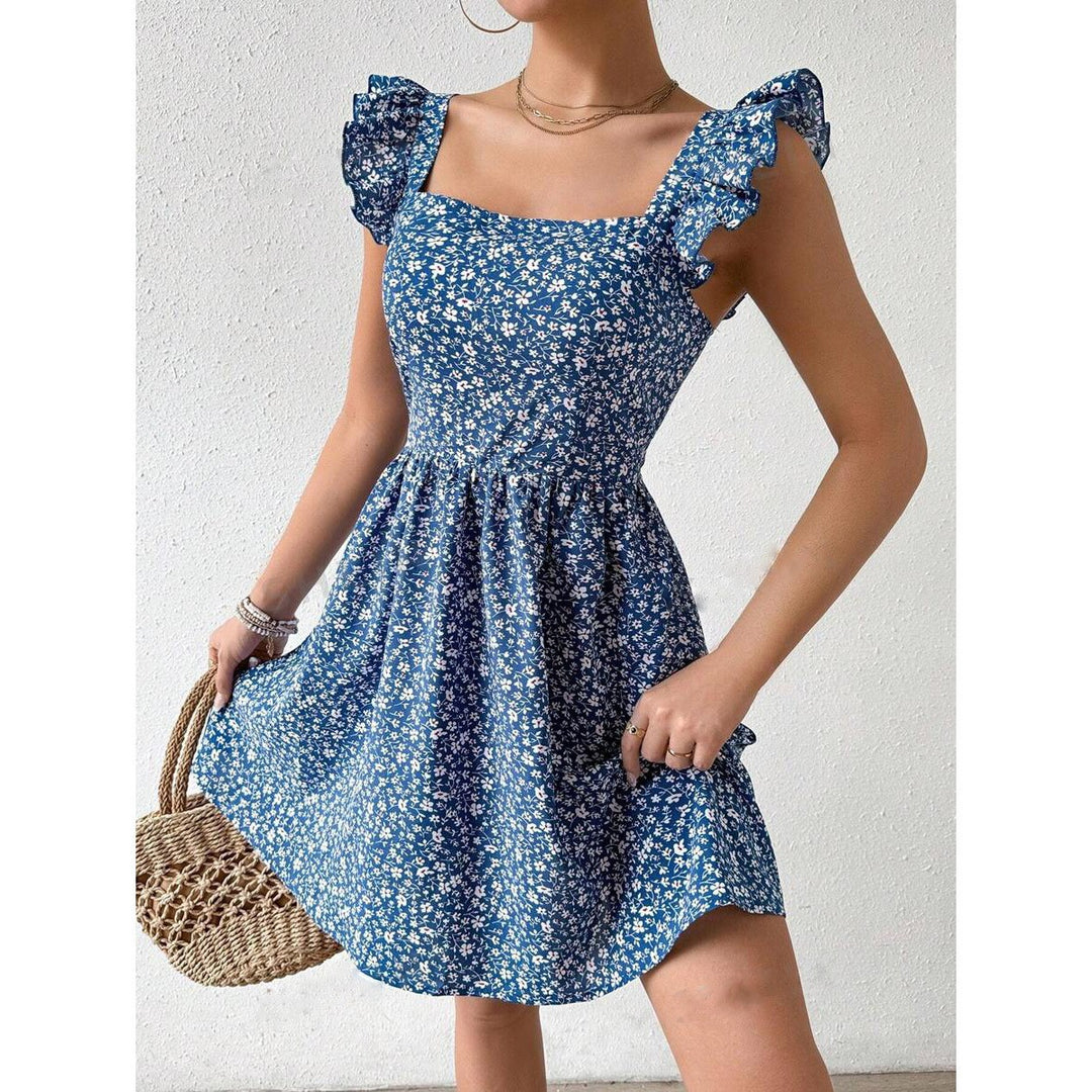 Robe d'été pour femmes avec des détails en volants et décolleté carré Levoire
