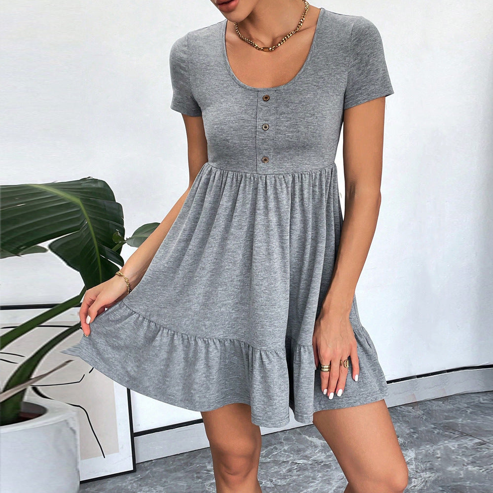 Robe décontractée pour femme à manches courtes avec détails en boutons et ourlet voluminieux à volants Levoire