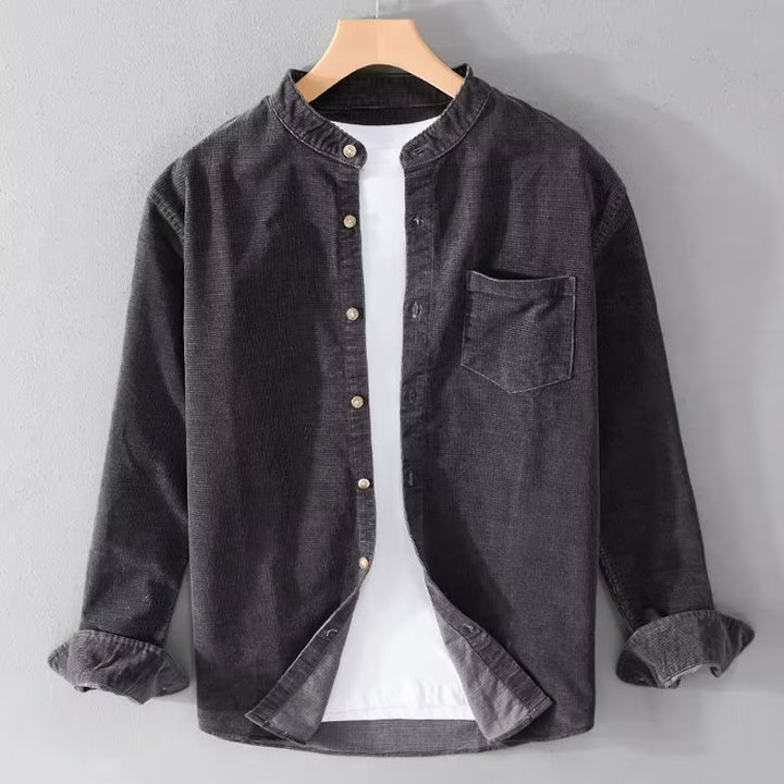Veste chemise en corduroy pour femmes avec col montant moderne et poche poitrine pratique Levoire