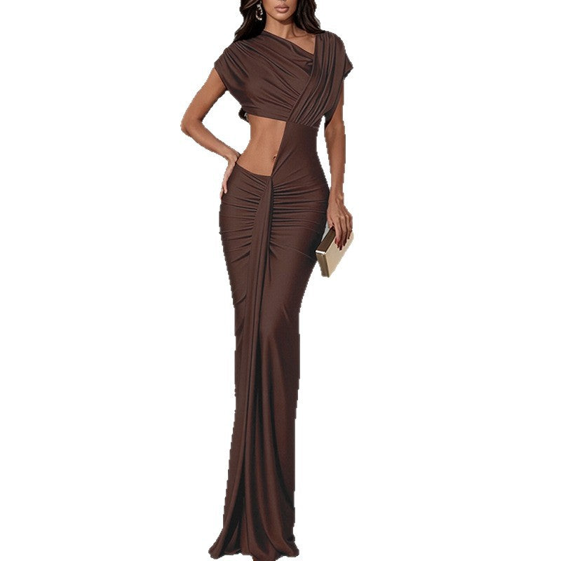Robe Maxi Élégante pour Femmes avec Découpe Artistique et Détails à Épaules Dénudées Levoire
