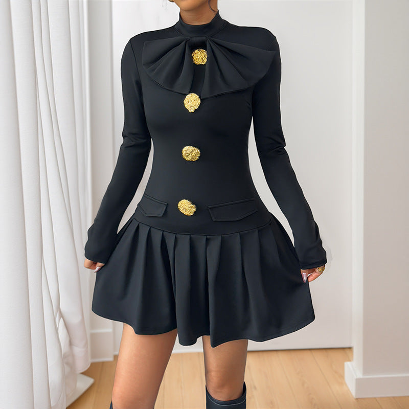 Robe enveloppante à la mode pour femmes avec col montant élégant et détails de boutons décoratifs Levoire