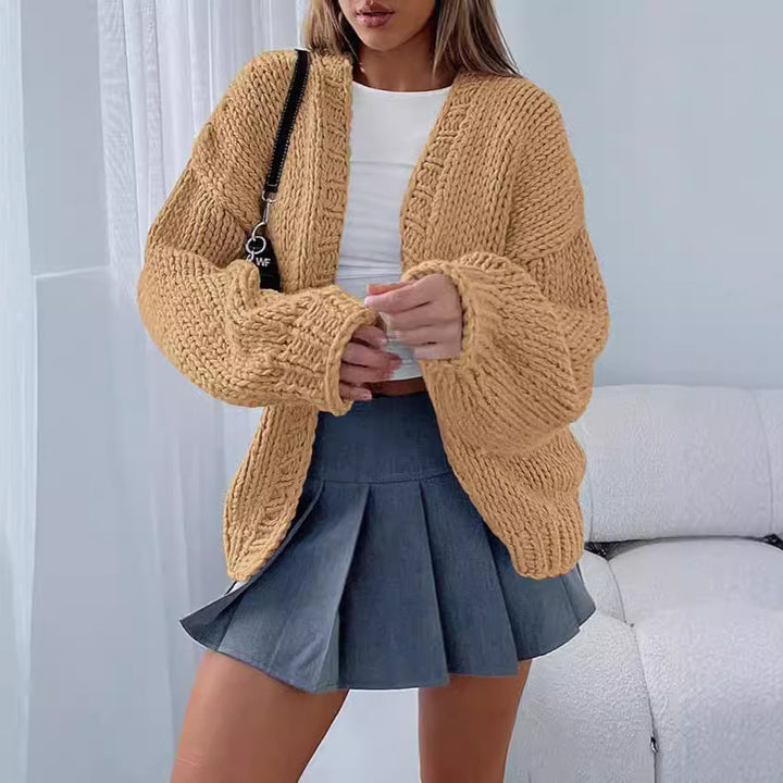 Cardigan en tricot doux pour femme avec des manches volumineuses et un devant ouvert Levoire