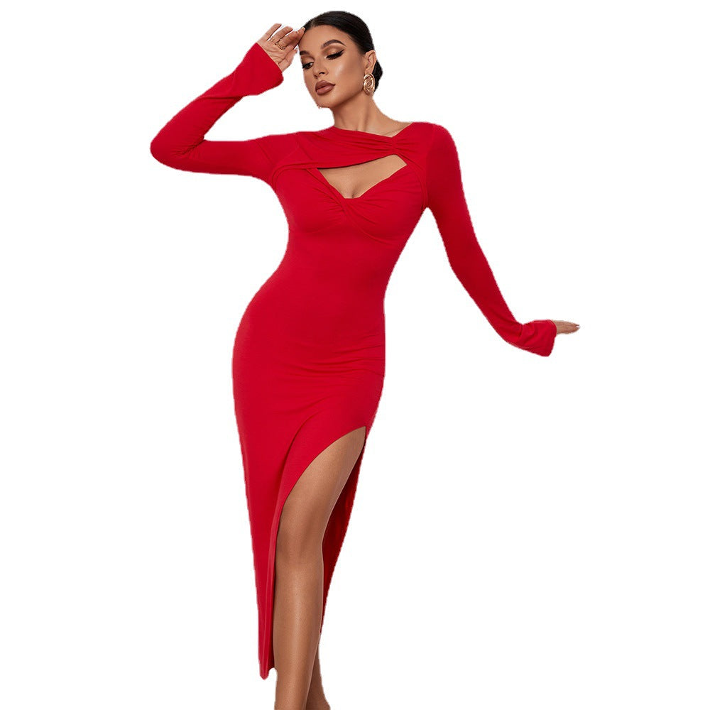 Robe élégante à manches longues pour femmes avec découpe stylée et fente haute Levoire