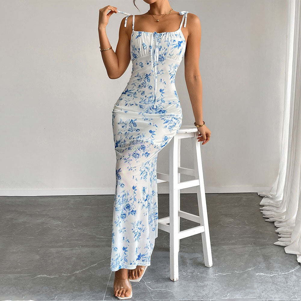 Robe maxi pour femmes avec motif floral et délicats détails volantés Levoire