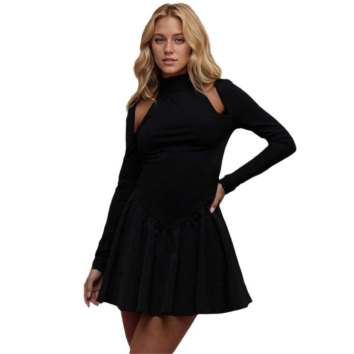 Robe mini pour femmes avec découpes asymétriques et jupe évasée Levoire